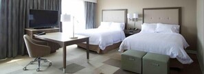 Studio, 2 Queen Beds, Kitchenette
