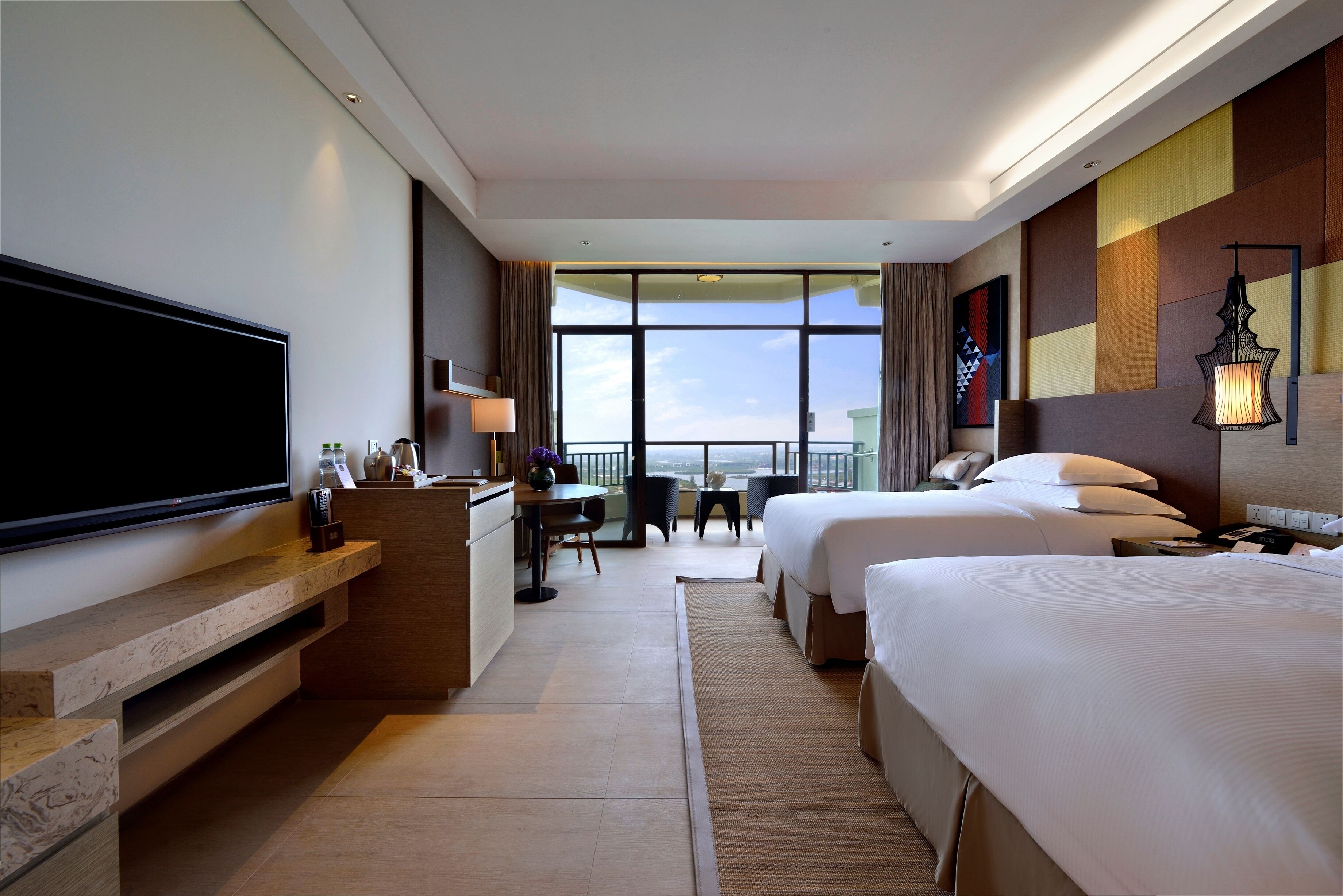 Deluxe Twin Room, Lake View | Minibar, in-room safe, desk, blackout curtains