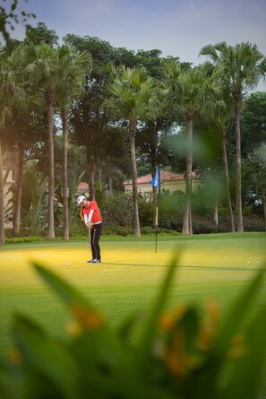Golf - DoubleTree Resort by Hilton Hainan Chengmai (Chengmai)