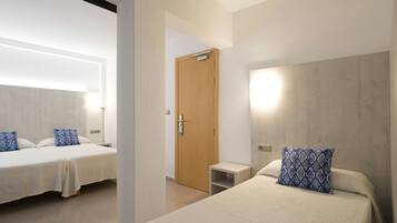Dreibettzimmer