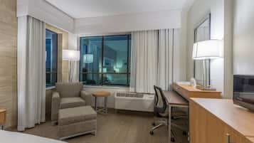 Zimmer, 1 King-Bett (Feature, In-Room Drinks/Snacks)