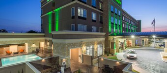 ฮอลิเดย์ อิ  นน์ ซานมาร์คอส - คอนเวนชั่น เซ็นเตอร์ แอเรีย บาย IHG