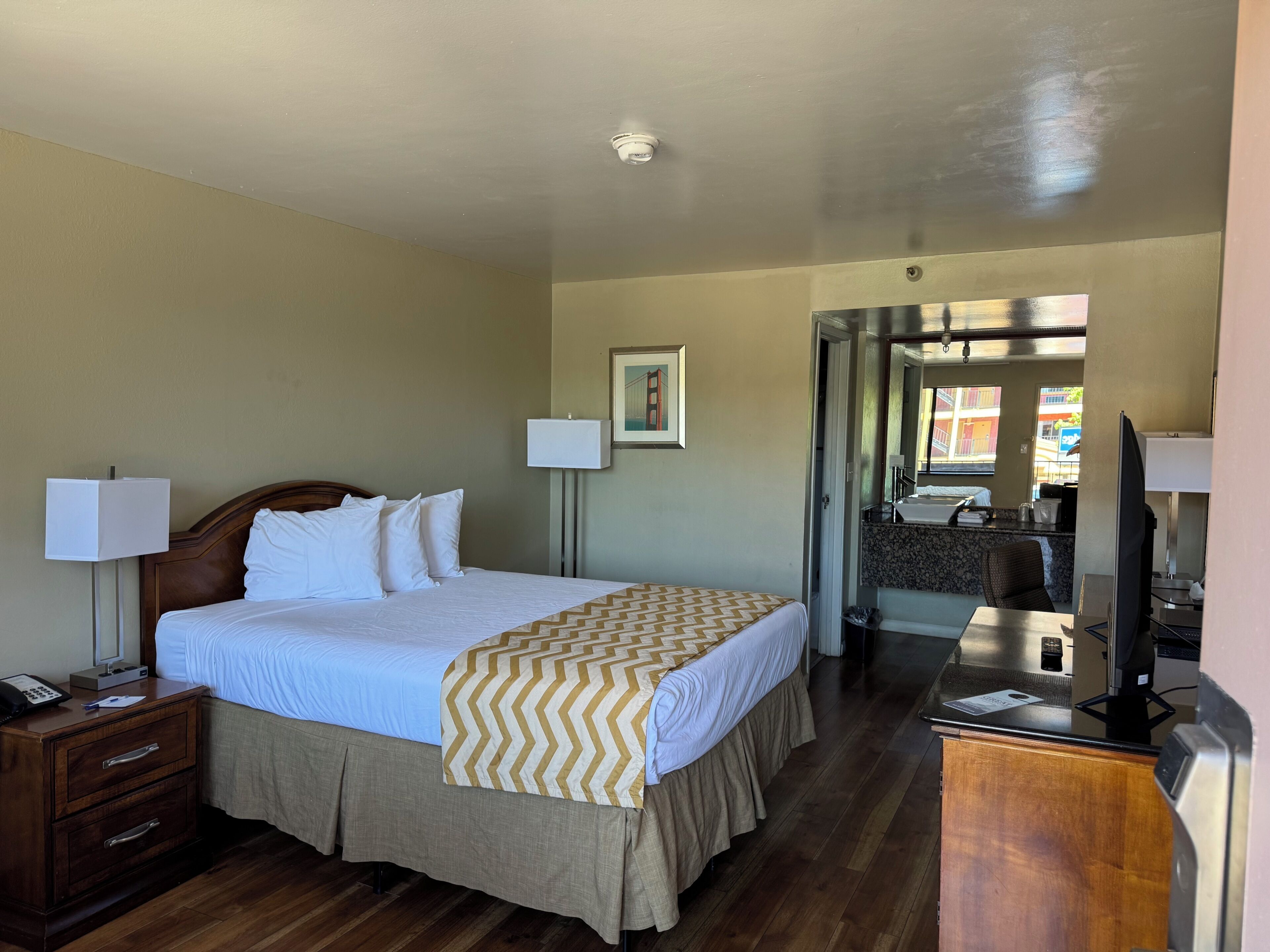Photo - Travelodge by Wyndham Reno Downtown