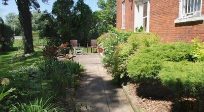 HeatherCroft Bed and Breakfast