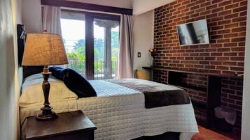 Standard Room, 1 Double Bed (Valley View) | Premium bedding, pillowtop beds, in-room safe, desk