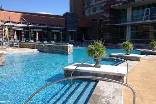 Seasonal outdoor pool