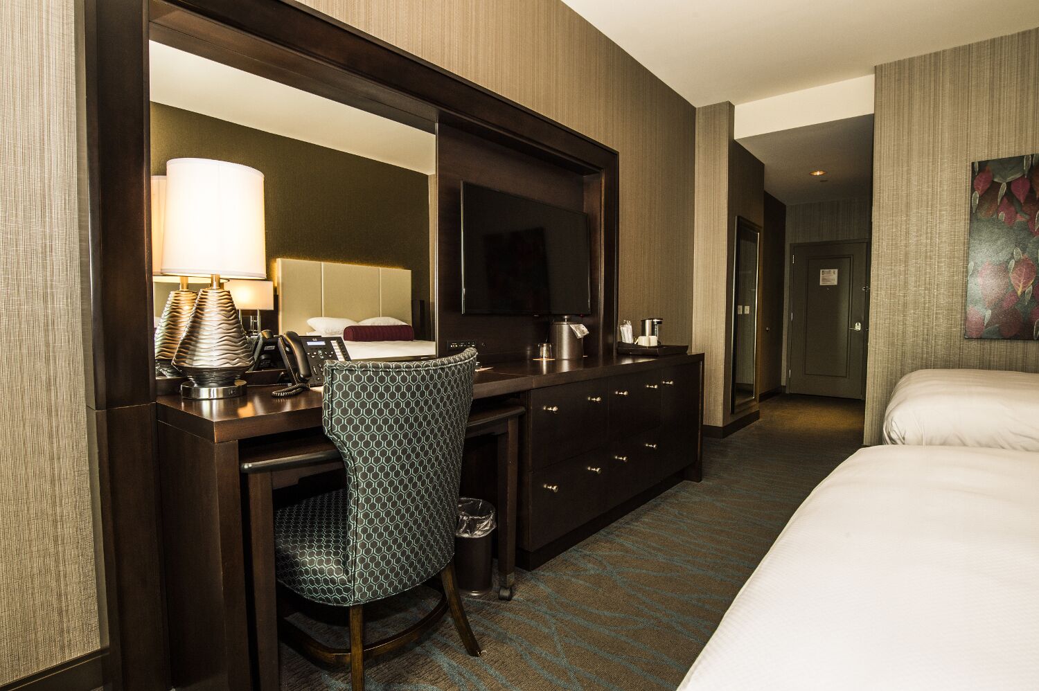 egyptian cotton sheets, premium bedding, down duvets, pillow-top beds