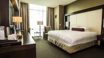 Egyptian cotton sheets, premium bedding, down comforters, pillowtop beds