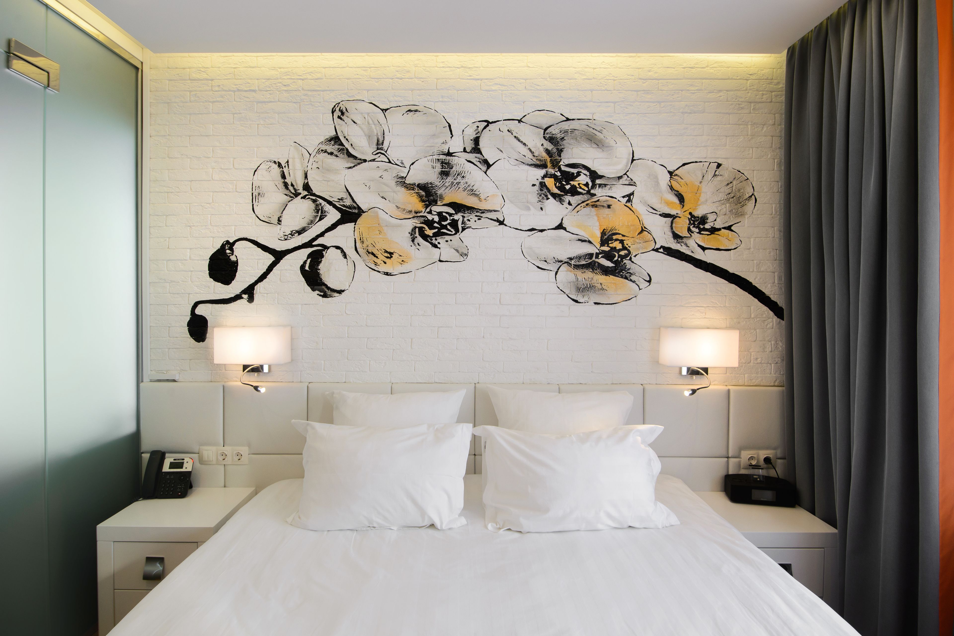 Superior Double Room | Bar mini, peti besi dalam bilik, meja, seterika/papan seterika 