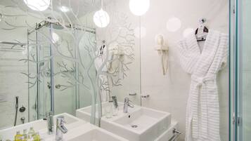Deluxe Double Room | Bathroom | Shower, designer toiletries, hair dryer, bathrobes
