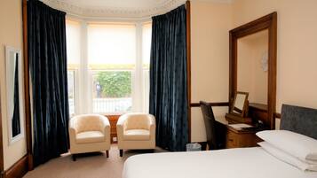 Zweibettzimmer, mit Bad