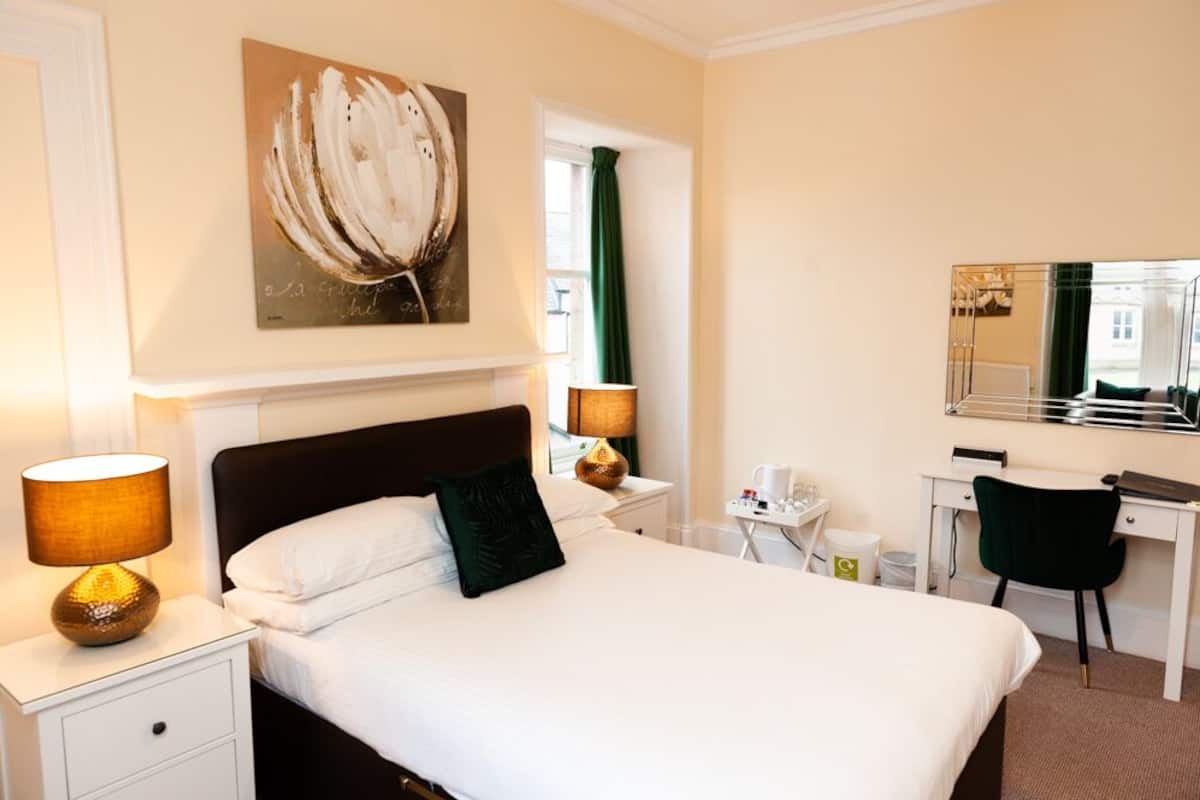 Suite, salle de bains attenante (4pax)