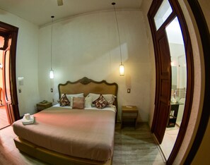 单人房 | 高档床上用品、客房内保险箱、熨斗/熨衣板、免费 WiFi