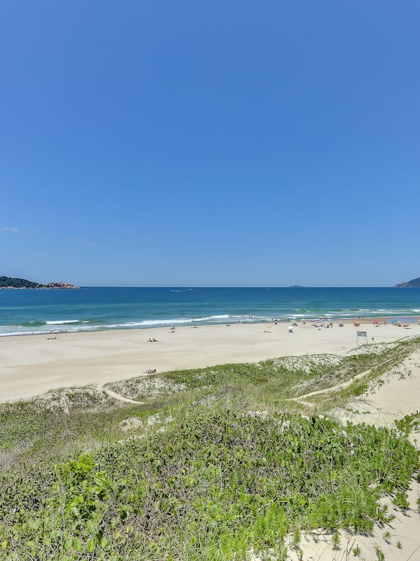 Beach nearby, white sand, sun loungers, beach umbrellas