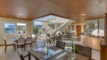 Desayuno a la carta gratuito y diario