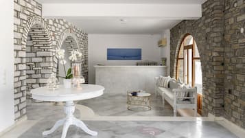 Sala de estar en el lobby