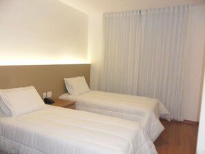 Desk, blackout drapes, free WiFi - Lord Hotel (Vespasiano)