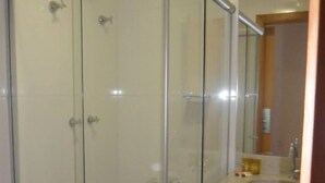 Shower, hair dryer (on request), towels - Lord Hotel (Vespasiano)