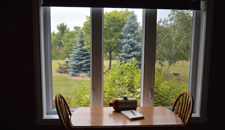 Luxury Suite, Ensuite, Garden View (The King Suite) | Garden view