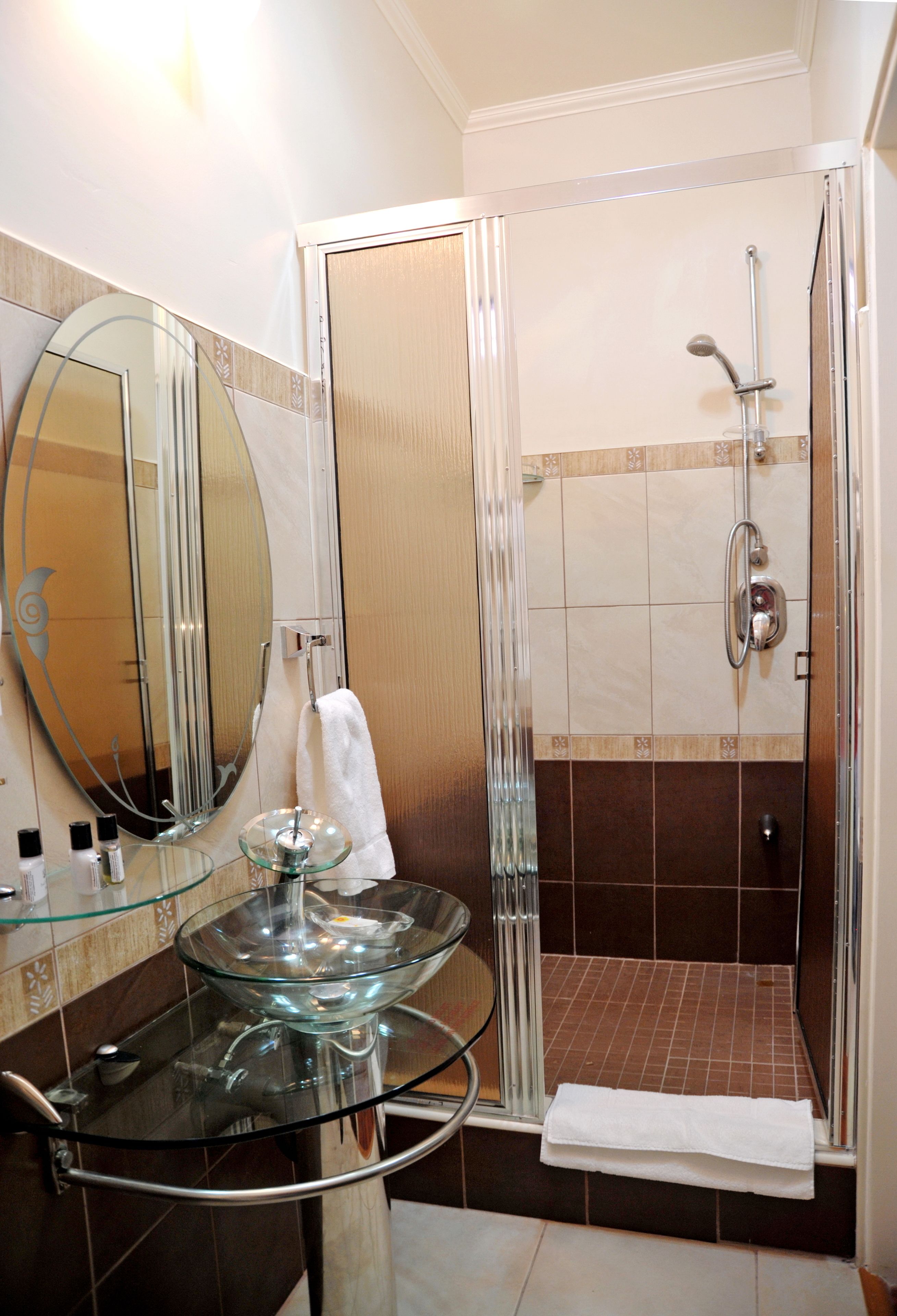 Photo - Culture Crossroads Inn