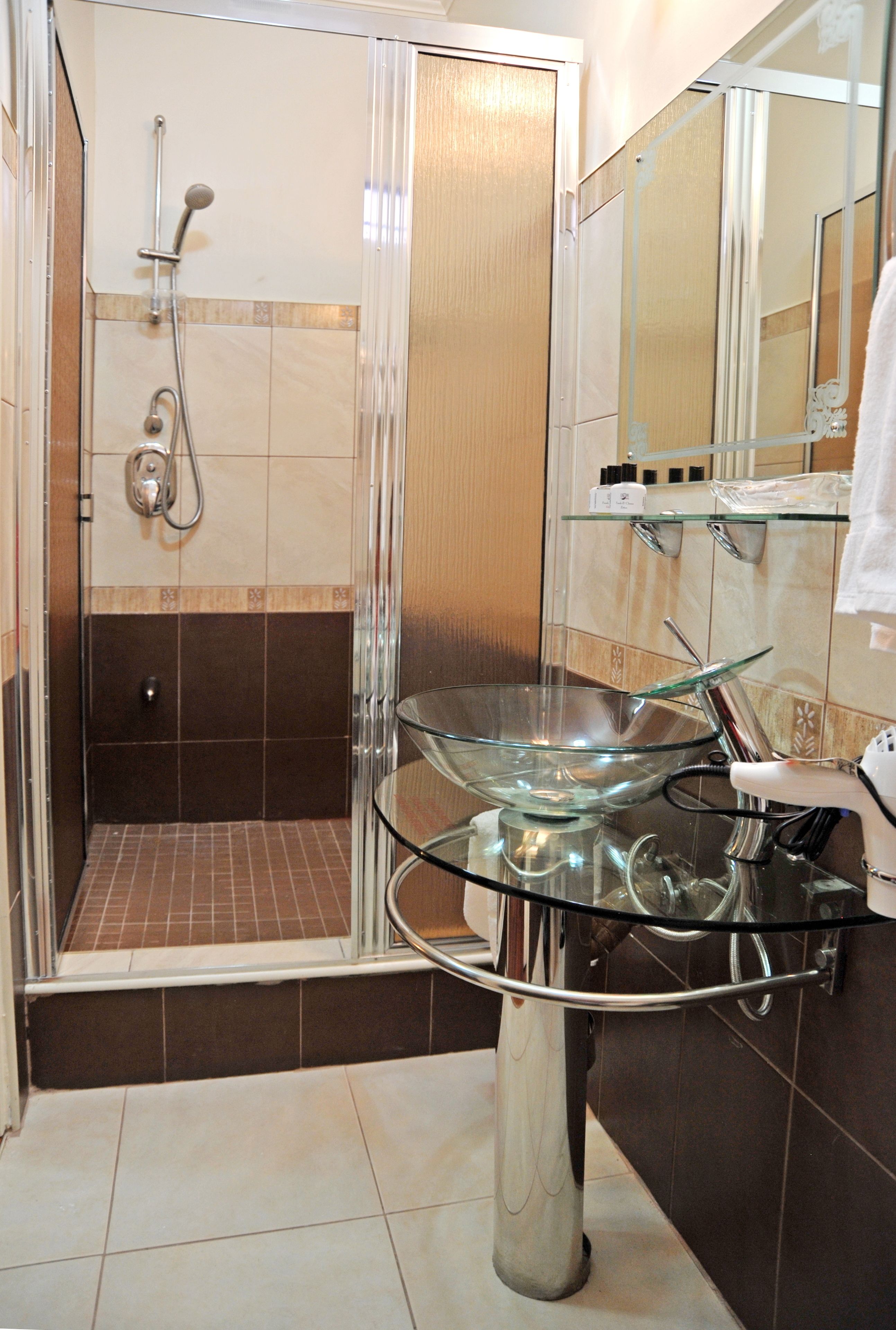 Photo - Culture Crossroads Inn