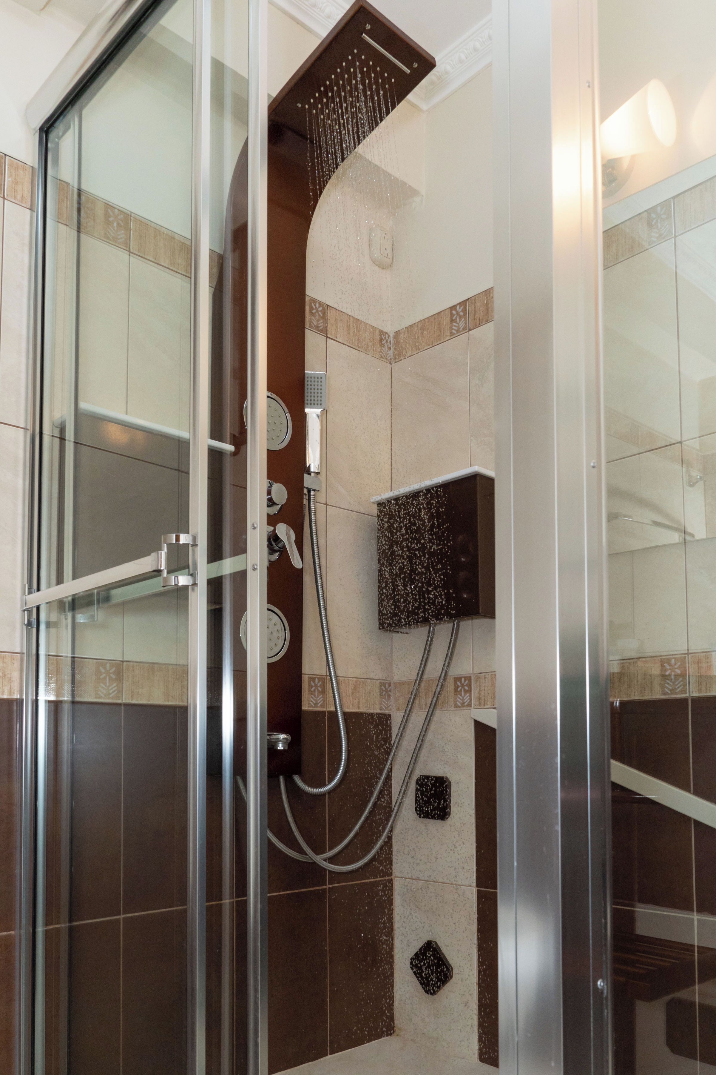 Classic Double Room | Bathroom