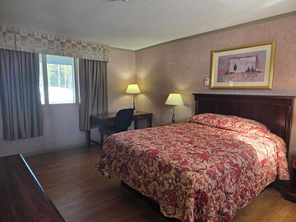 Desk, iron/ironing board, free WiFi, bed sheets