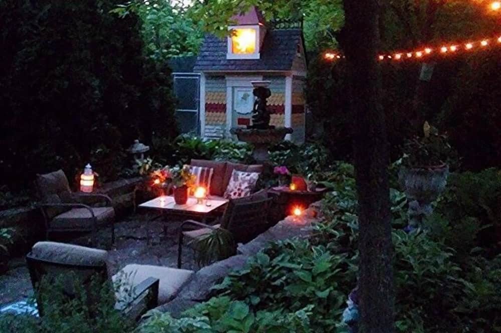 Manderley Bed and Breakfast