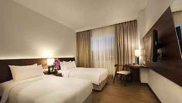 Minibar, in-room safe, desk, free WiFi