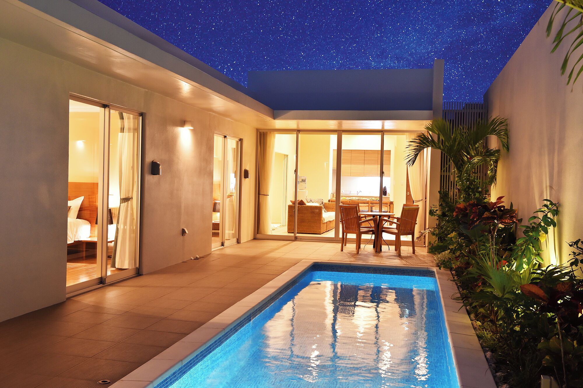 Pool | Outdoor pool, a heated pool, sun loungers