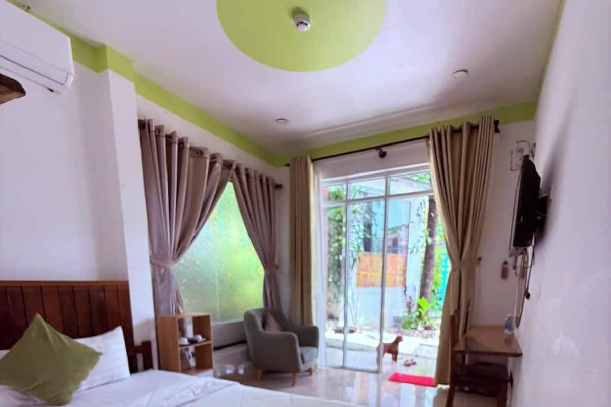 Minibar, desk, blackout curtains, soundproofing