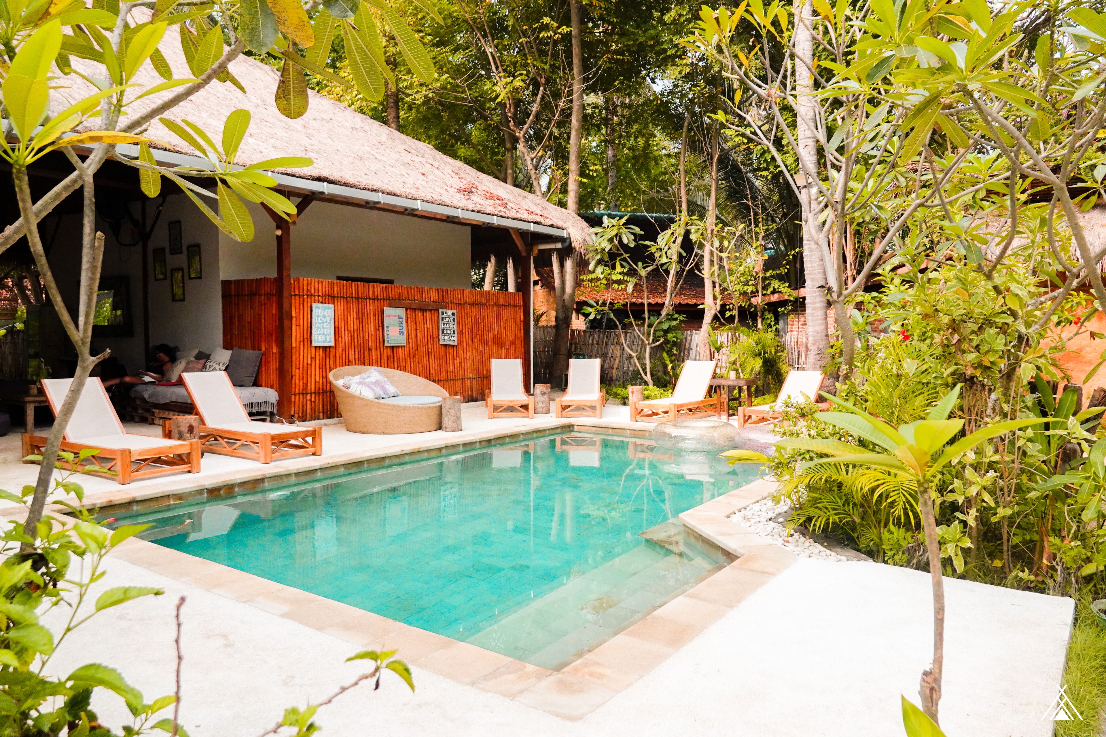 Outdoor pool, sun loungers