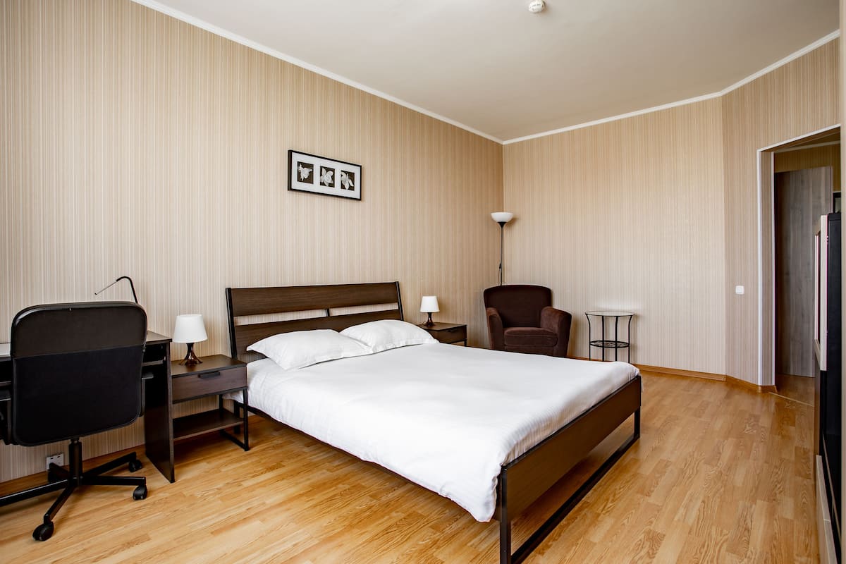 1 bedroom, desk, soundproofing, iron/ironing board
