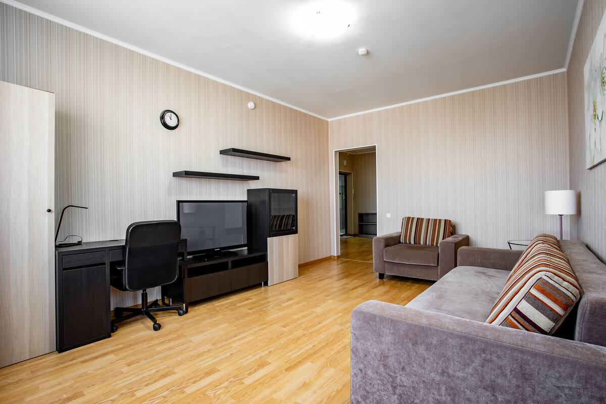 1 bedroom, desk, soundproofing, iron/ironing board