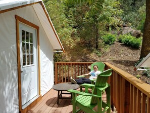 Basic Tent (No Heat or A/C) | Free WiFi, bed sheets - Indian Flat RV Park - Tent Cabins & Cottages (El Portal)