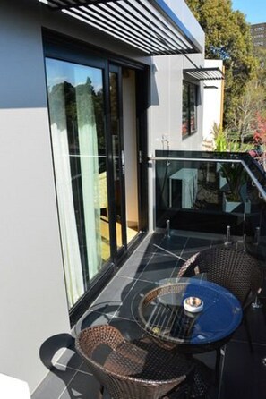 Superior Studio Apartment | Balcony