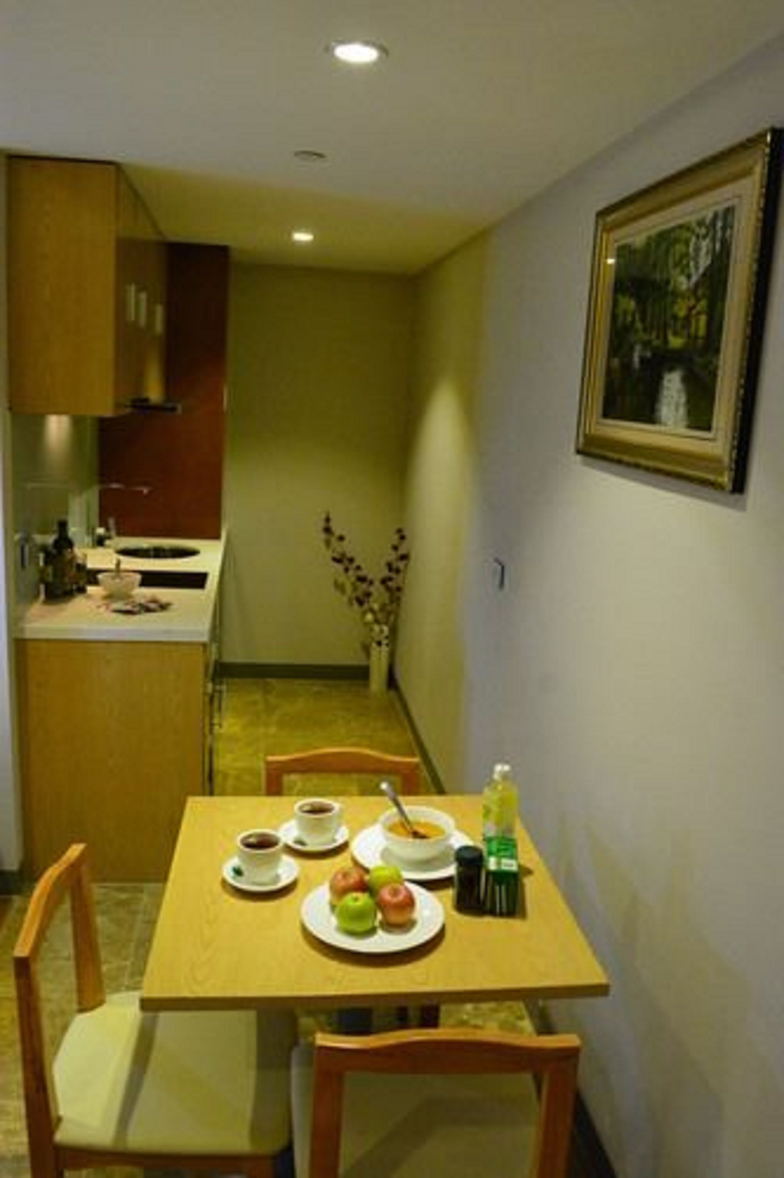 Photo - Melrose Apartments