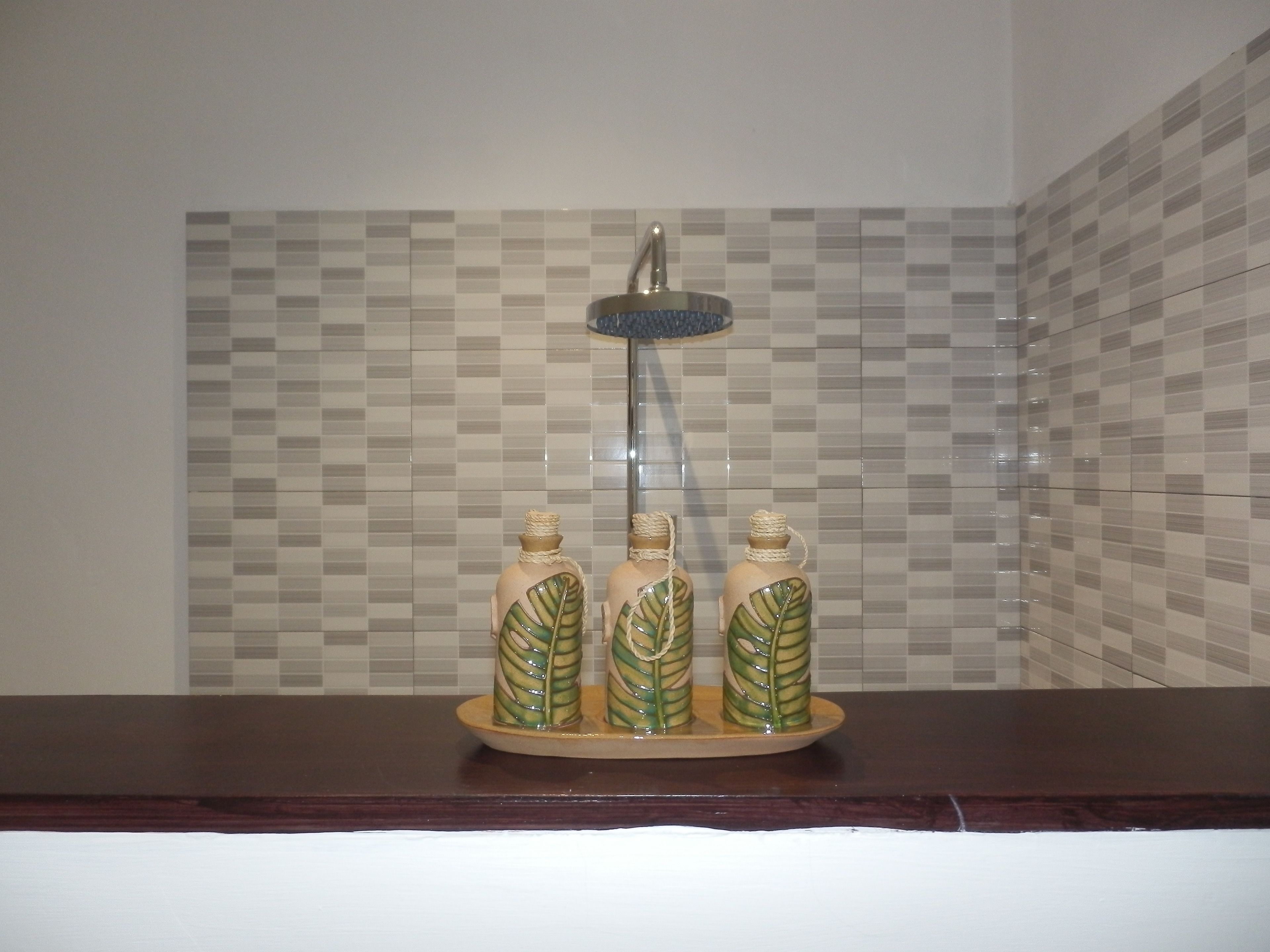 deluxe room, pool view | bathroom | shower, free toiletries, bathrobes, slippers