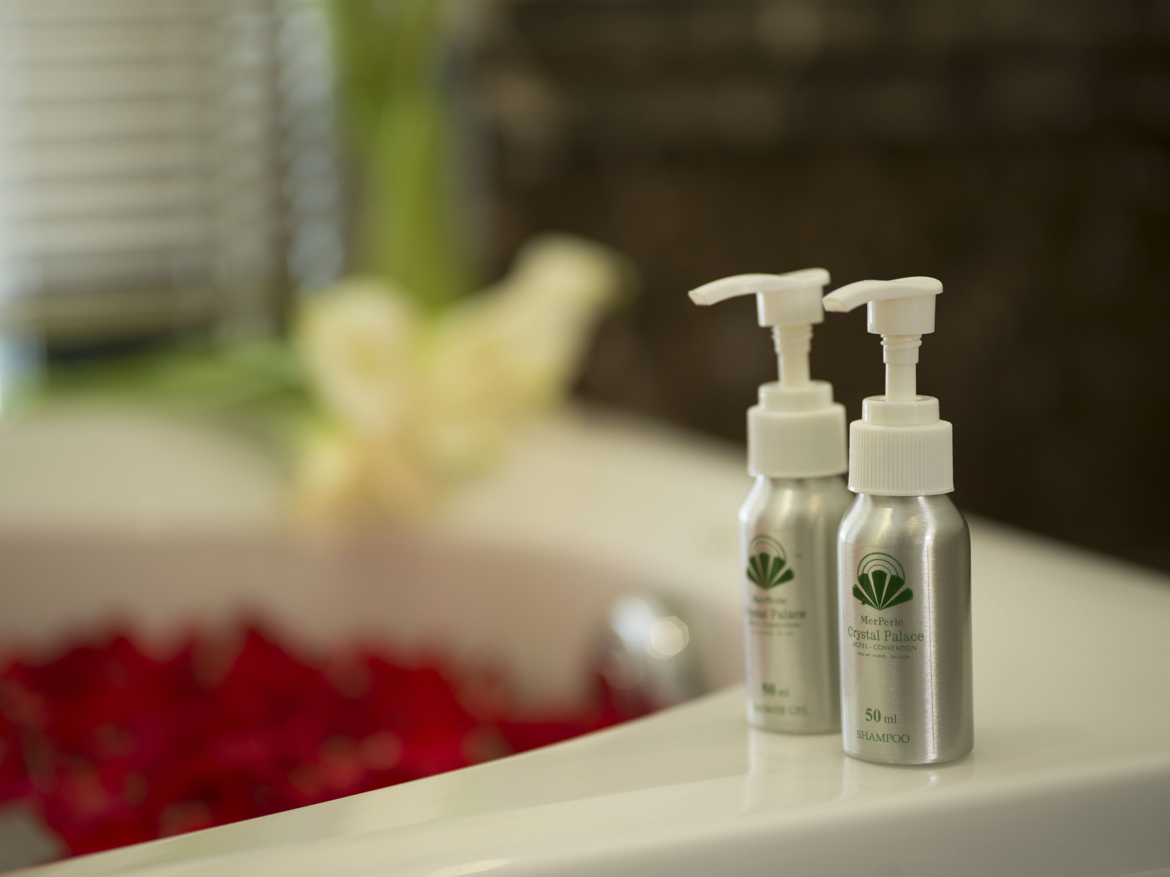 suite | bathroom | free toiletries, hair dryer, slippers, towels