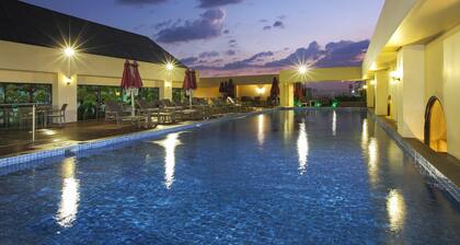 MerPerle Crystal Palace Hotel