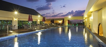 MerPerle Crystal Palace Hotel