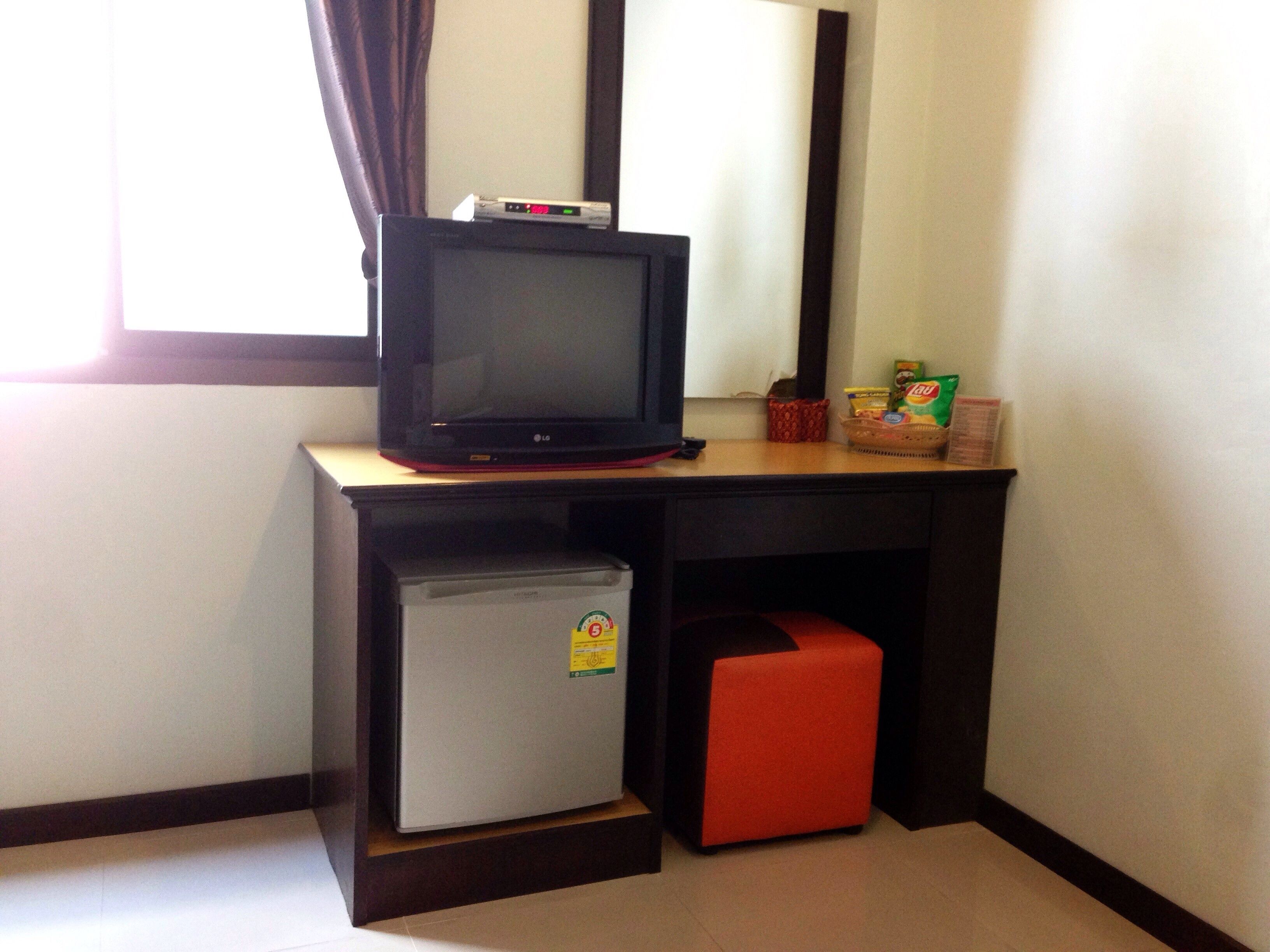 superior room | minibar, in-room safe, free wifi