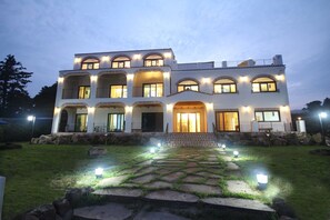 Front of property – evening/night