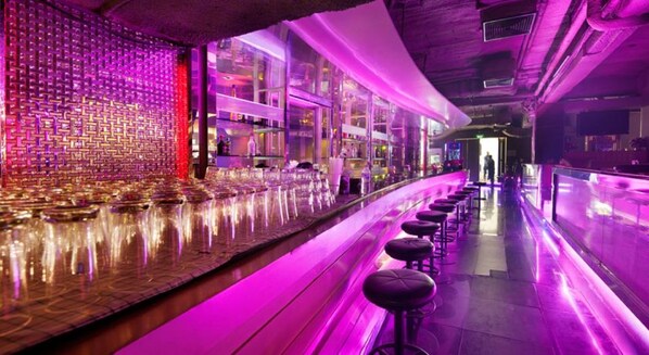 Bar (on property) - Grace Hotel (Bangkok)