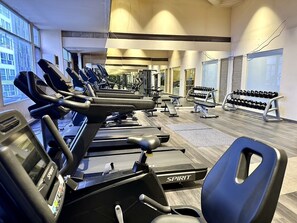 Gym - Grace Hotel (Bangkok)