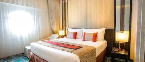 Coffre-fort, bureau, espace de travail pour ordinateurs portables