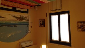 Double Room, 1 Double Bed, Ensuite | In-room safe, desk, iron/ironing board, cribs (free) - B&B La Porta Accanto (Sassari)