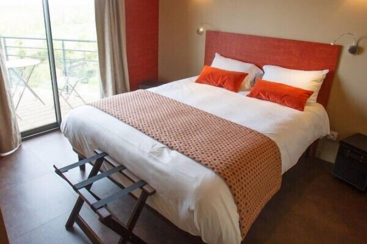 individually decorated, desk, blackout curtains, soundproofing