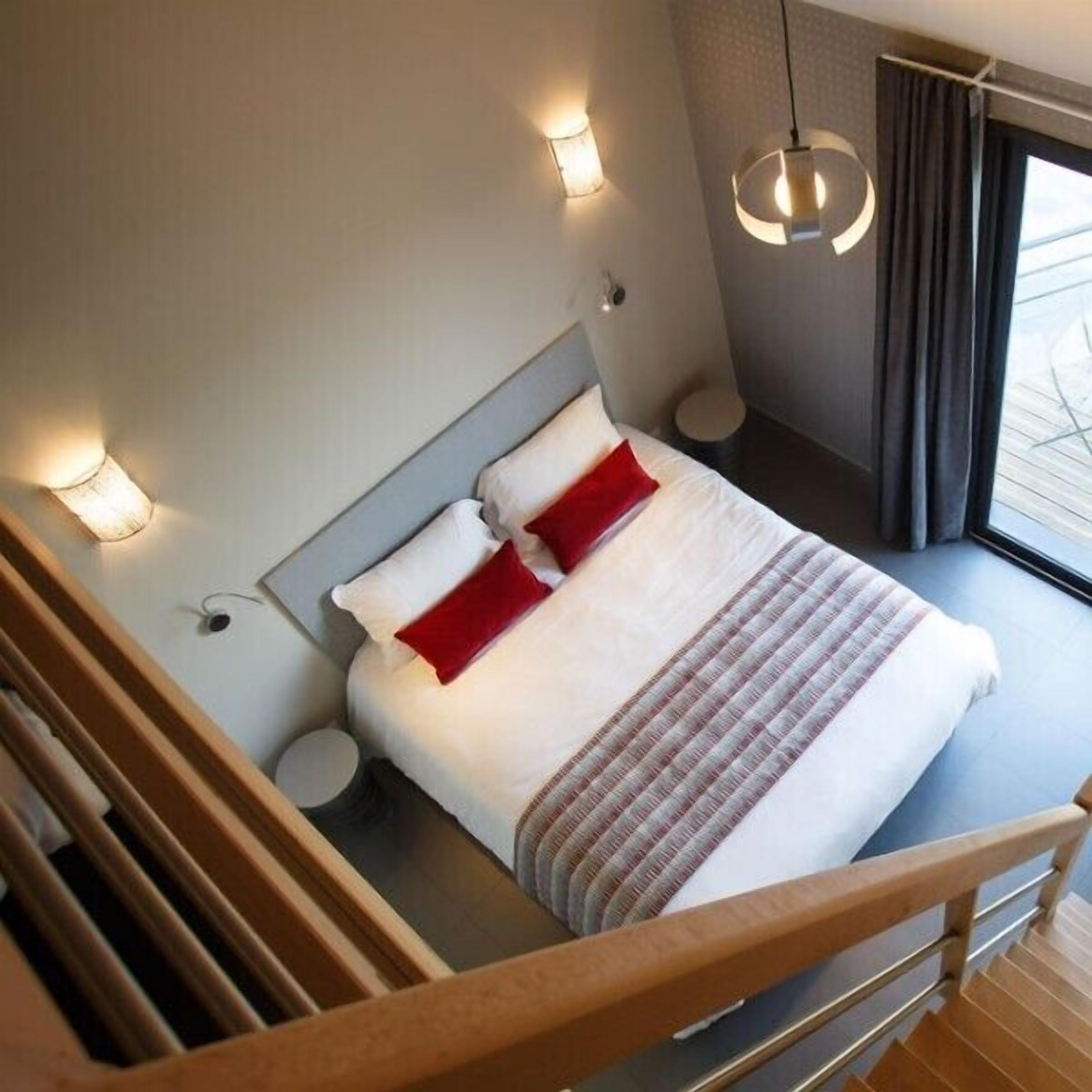 Literie hypoallergénique, décoration personnalisée, bureau