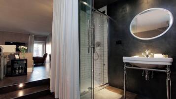 Suite, City View | Premium bedding, minibar, in-room safe, desk